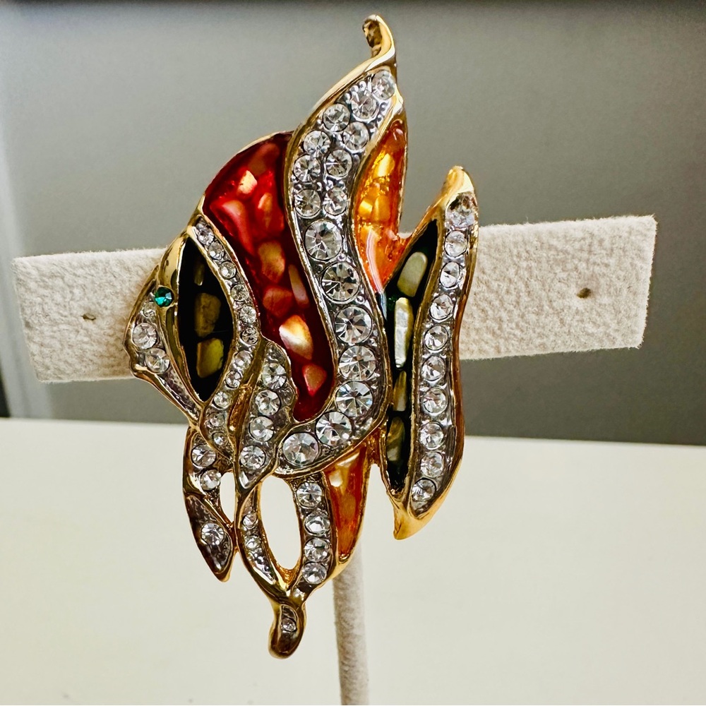 Vintage Rhinestone Crystal Enamel Angelfish Brooch Gold Tone 1970s Hawaii 2.75”